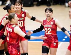 开云下载-日本队终结对手连胜，夺得团体比赛冠军