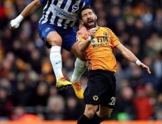 开云体育官方网站-狼队客场收获胜利，稳步向前迈进