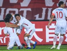 开云APP-广州恒大客场战平重庆斯威，保持强势