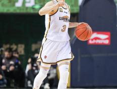 开云体育在线-辽宁队大胜山东，助力晋级季后赛关键一战