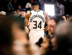 开云APP-雄鹿逆转热火，字母哥砍下35分