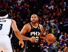 开云体育在线-关于勇士客场大胜篮网，波波维奇重返助威的信息