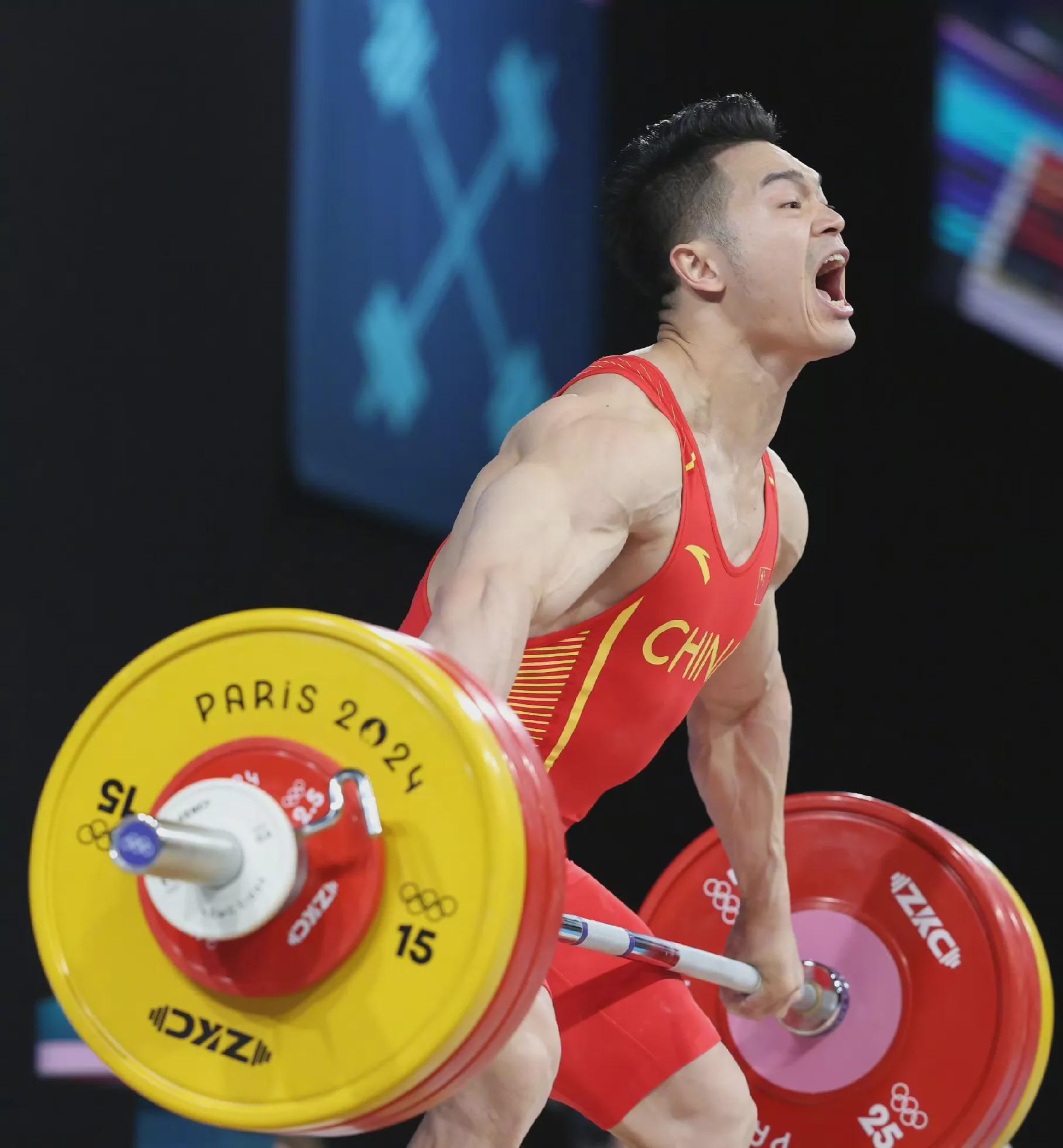 开云官方app入口-关于奋勇争先！运动员超越极限夺魁的信息