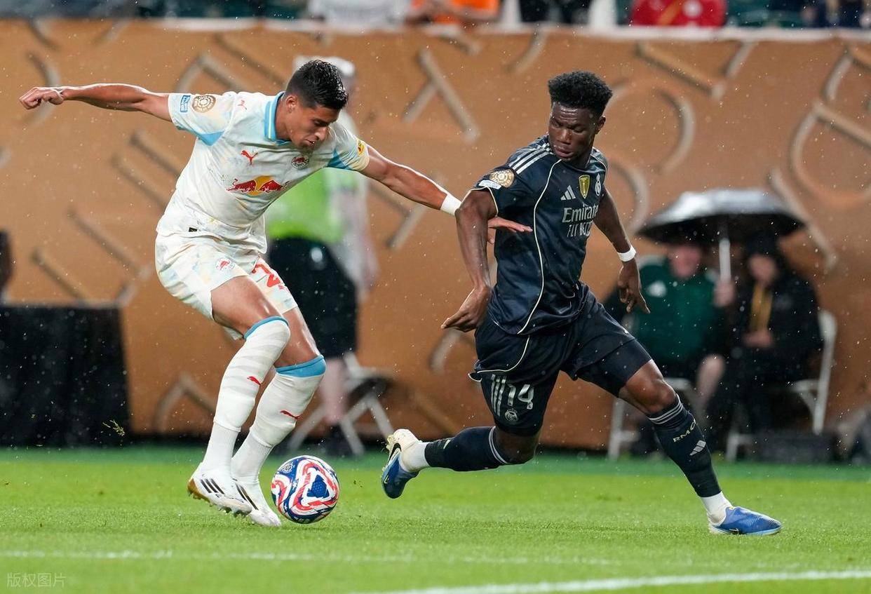 开云体育app-萨尔茨堡取得惊人的胜利,晋级8强