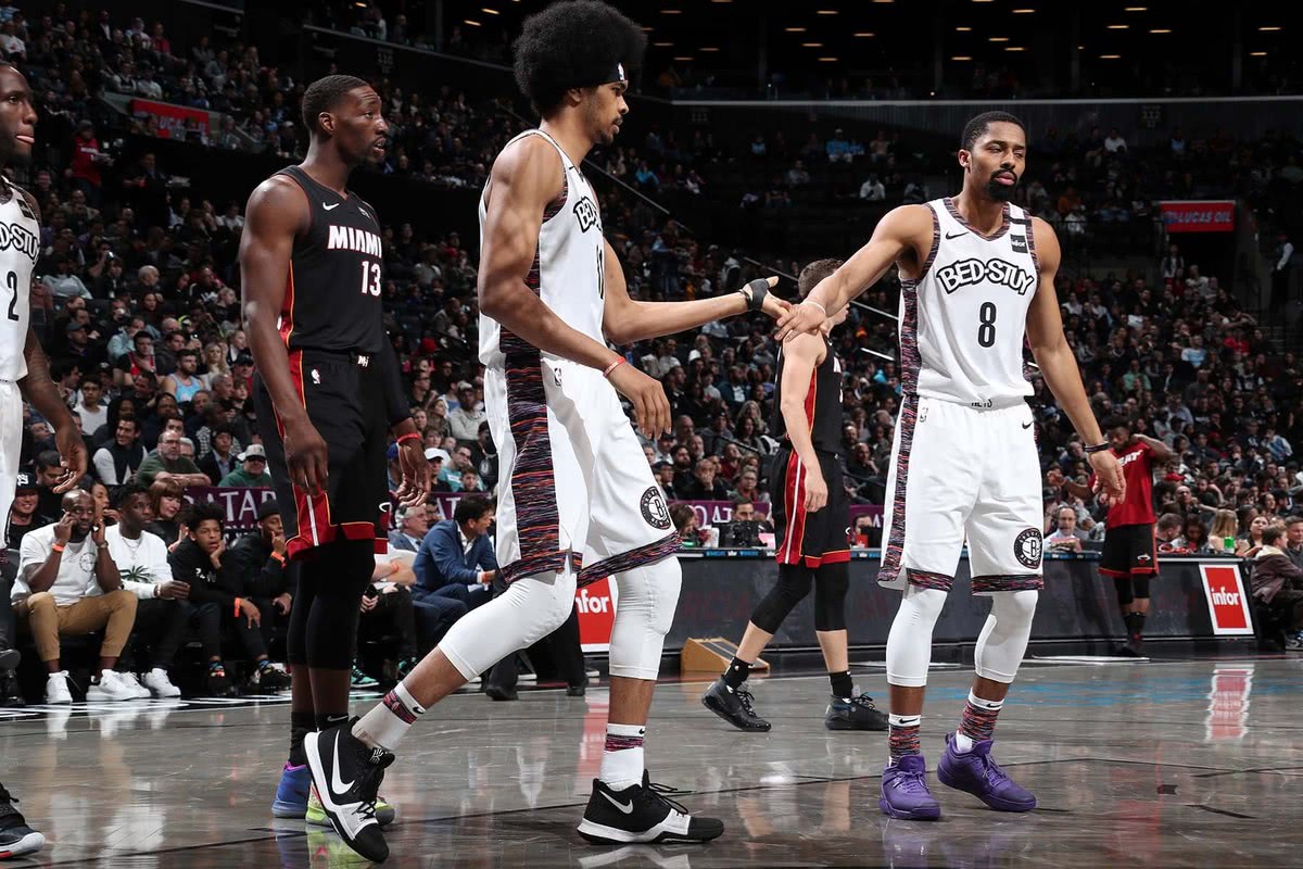 开云APP-太阳客场取胜，晋级西部半决赛