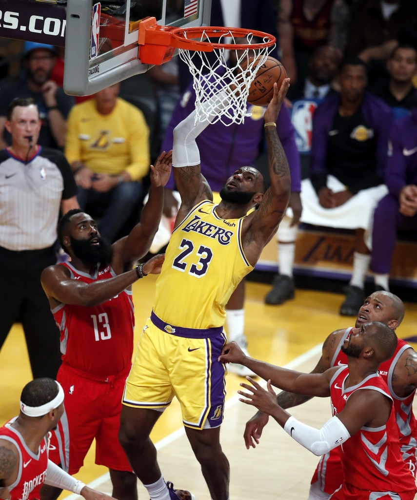 开云APP-恐怖!火箭队连续两次三分穿心,击败湖人队