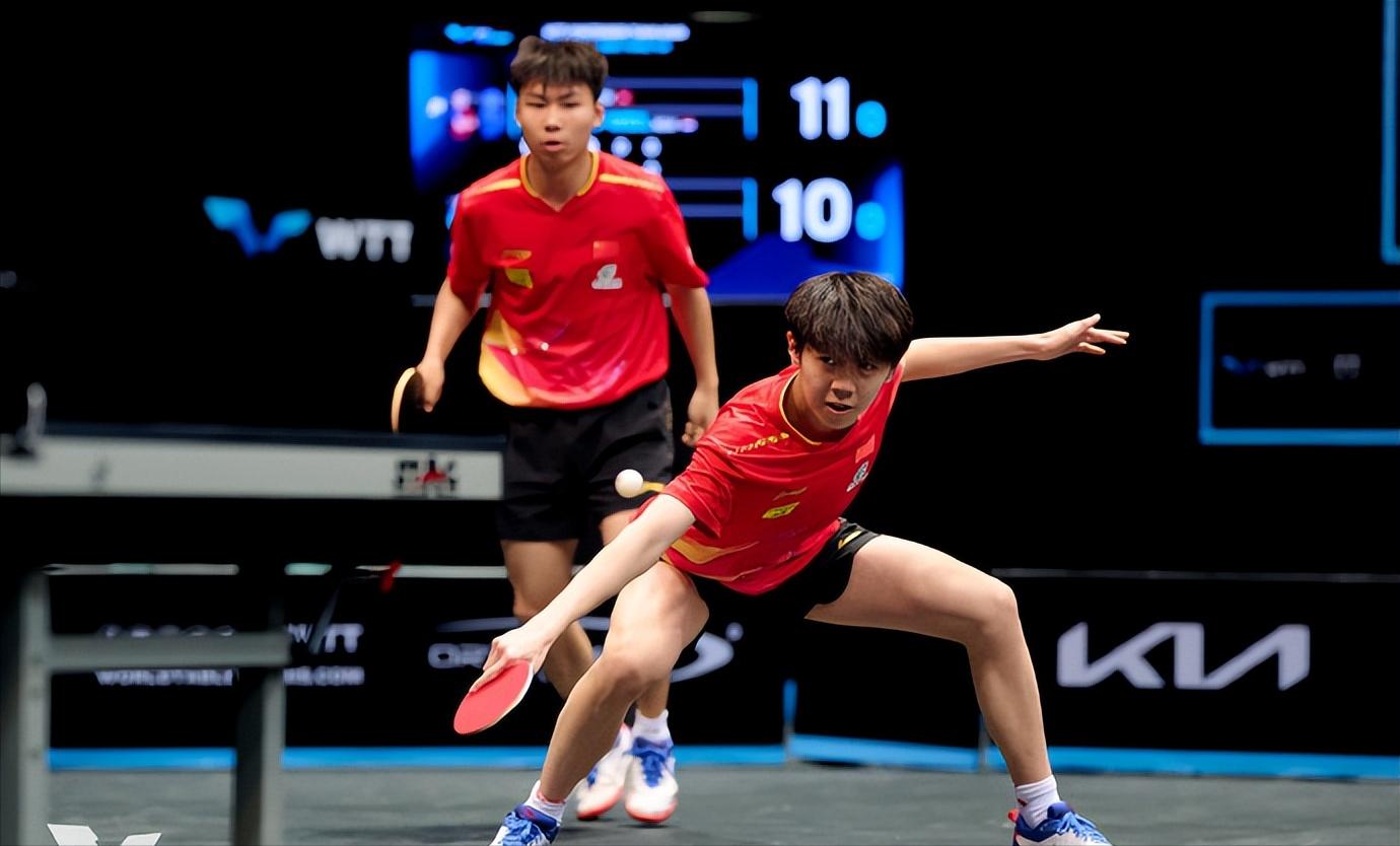 开云官网-突尼斯游泳选手突然爆发，轻松赢得金牌