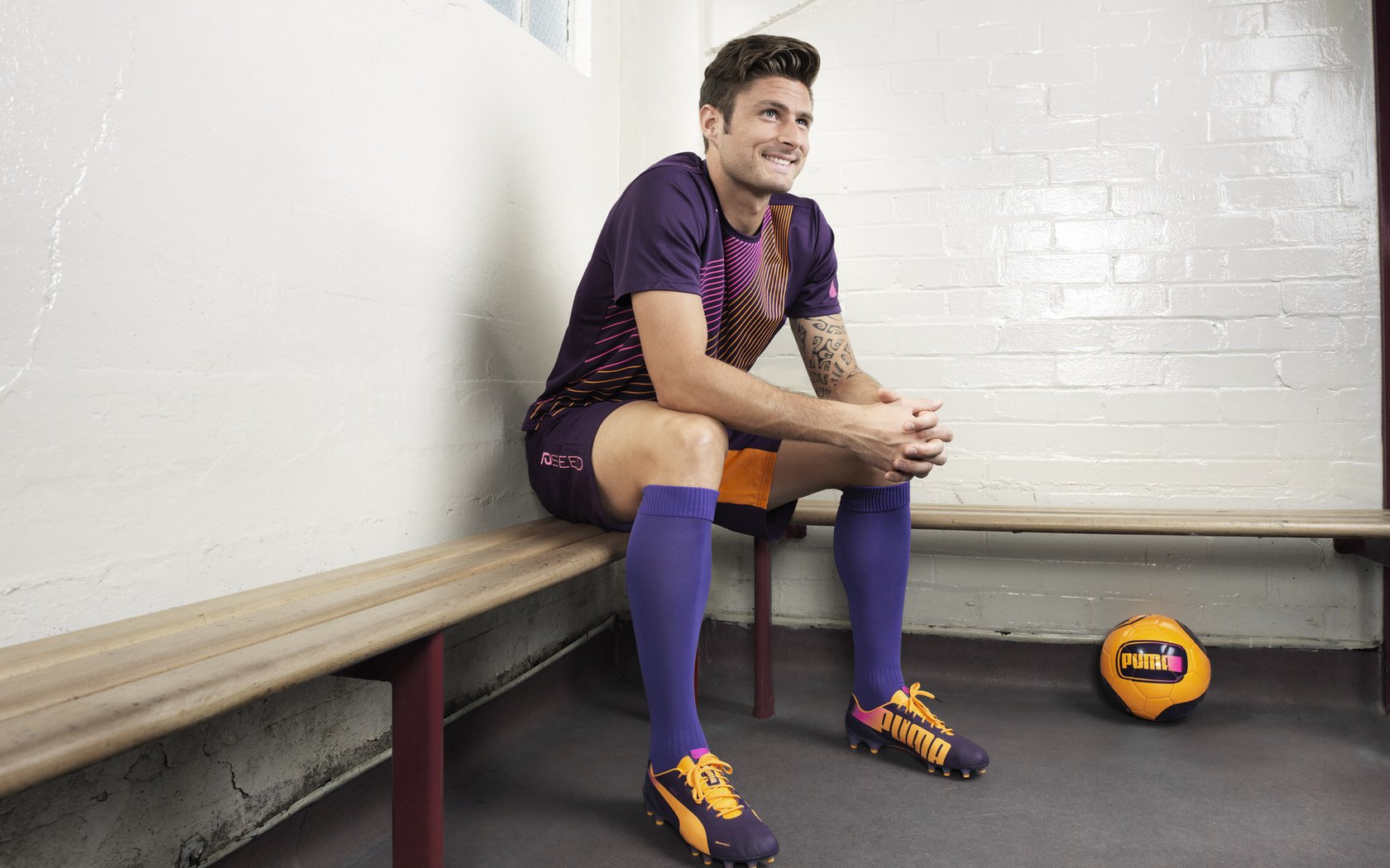 开云体育平台APP-魔术暗黑三分钟，湖人如何用两道铁闸锁死霍华德，赢得战术灵魂战