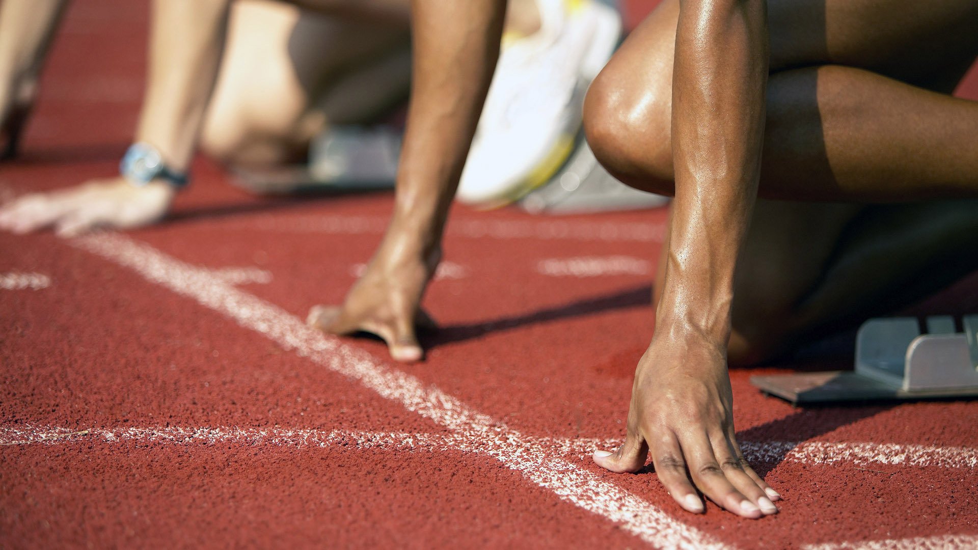 开云下载-绝境逆转，从16厘米到16小时的体育史诗